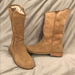 Ugg boots (Daphne)